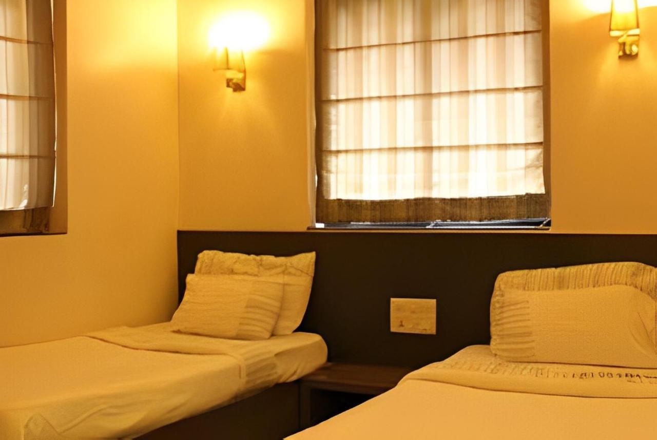 Apollo Guest House Мумбаи Экстерьер фото
