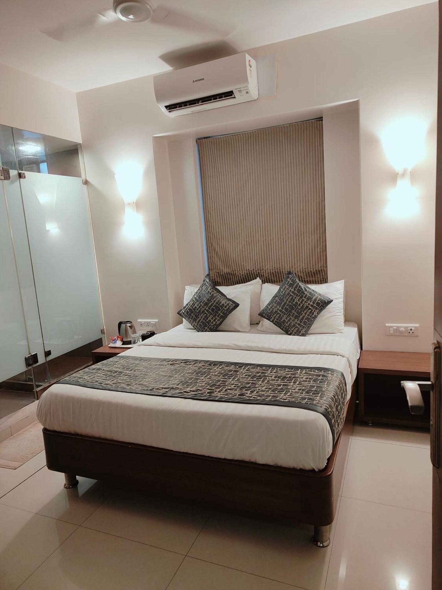 Apollo Guest House Мумбаи Номер фото
